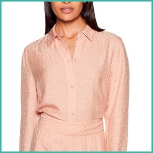 Equipment silk blend Leema button down. Color is rose cloud. XS. NWT